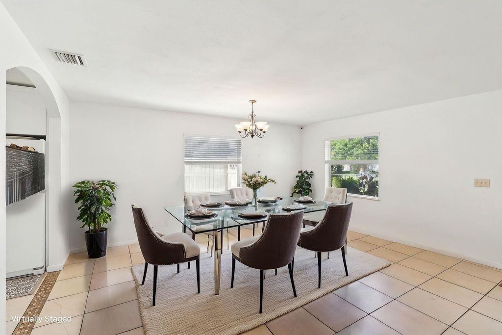 Photo of 2331 N 66th Terrace, Hollywood, FL 33024 (MLS # F10556783)