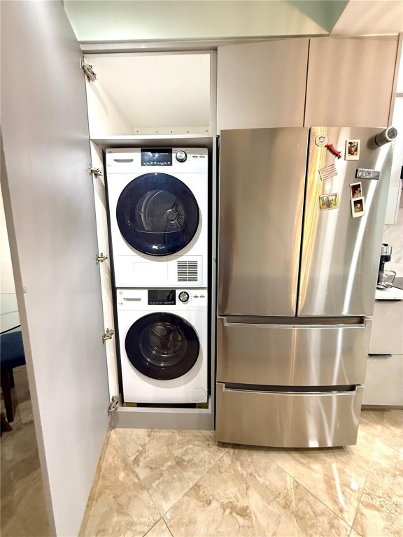 RACQUET CLUB - Residential Lease