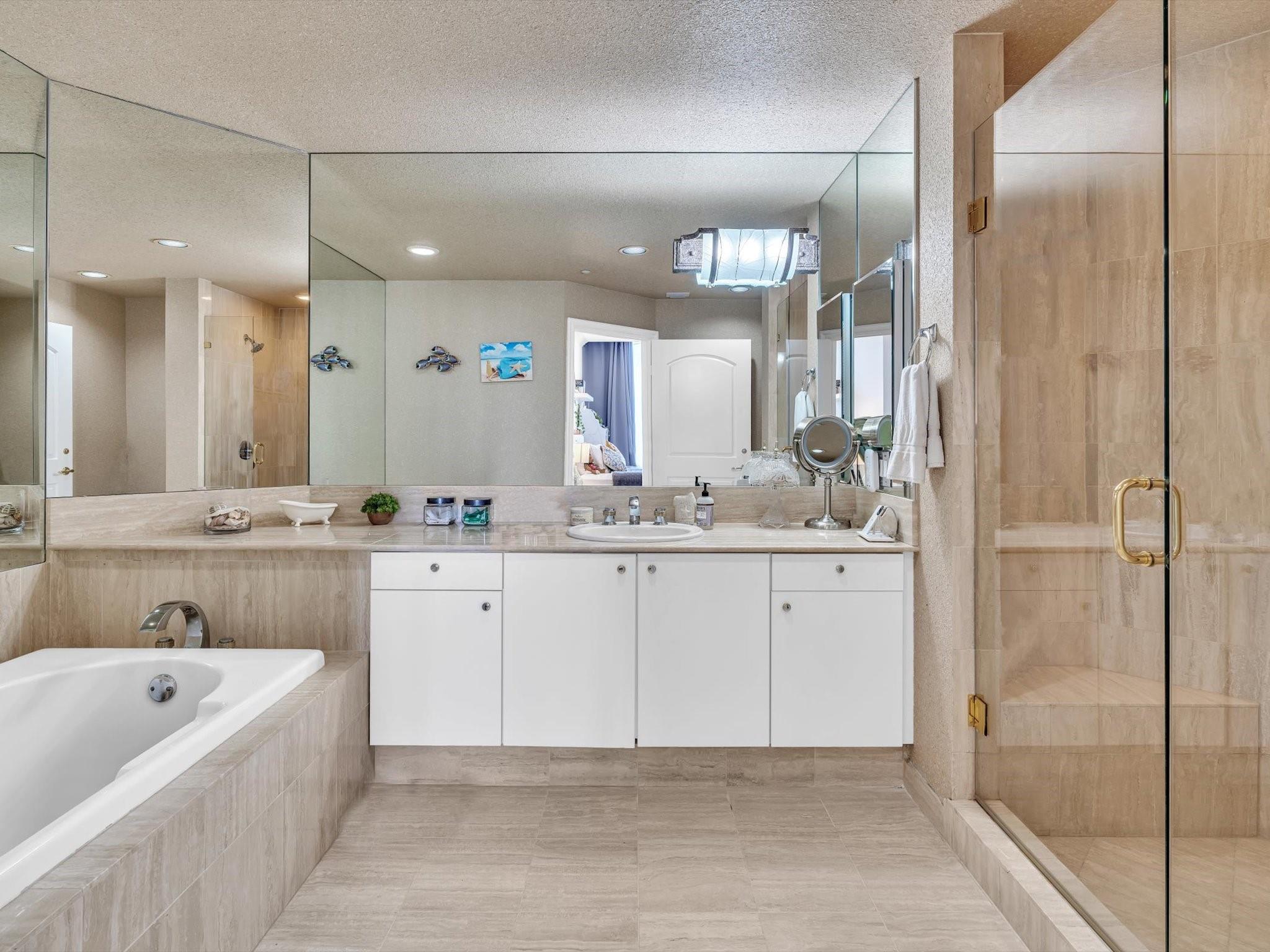 7000 ISL BLVD WILLIAMS IS - Residential