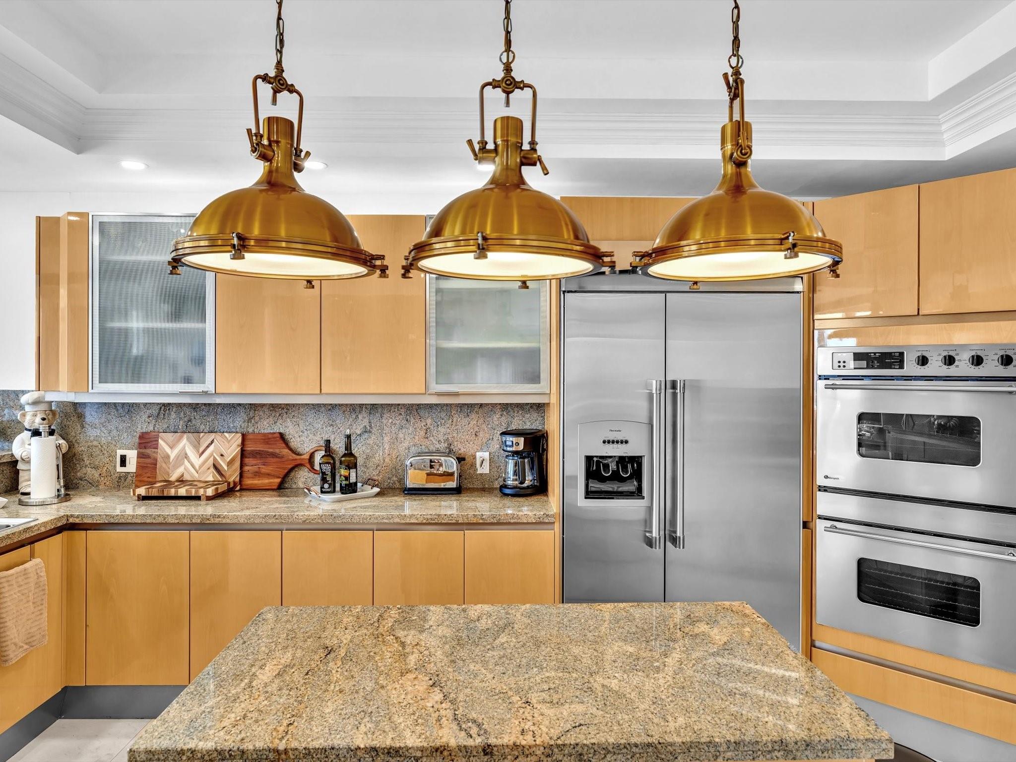 7000 ISL BLVD WILLIAMS IS - Residential