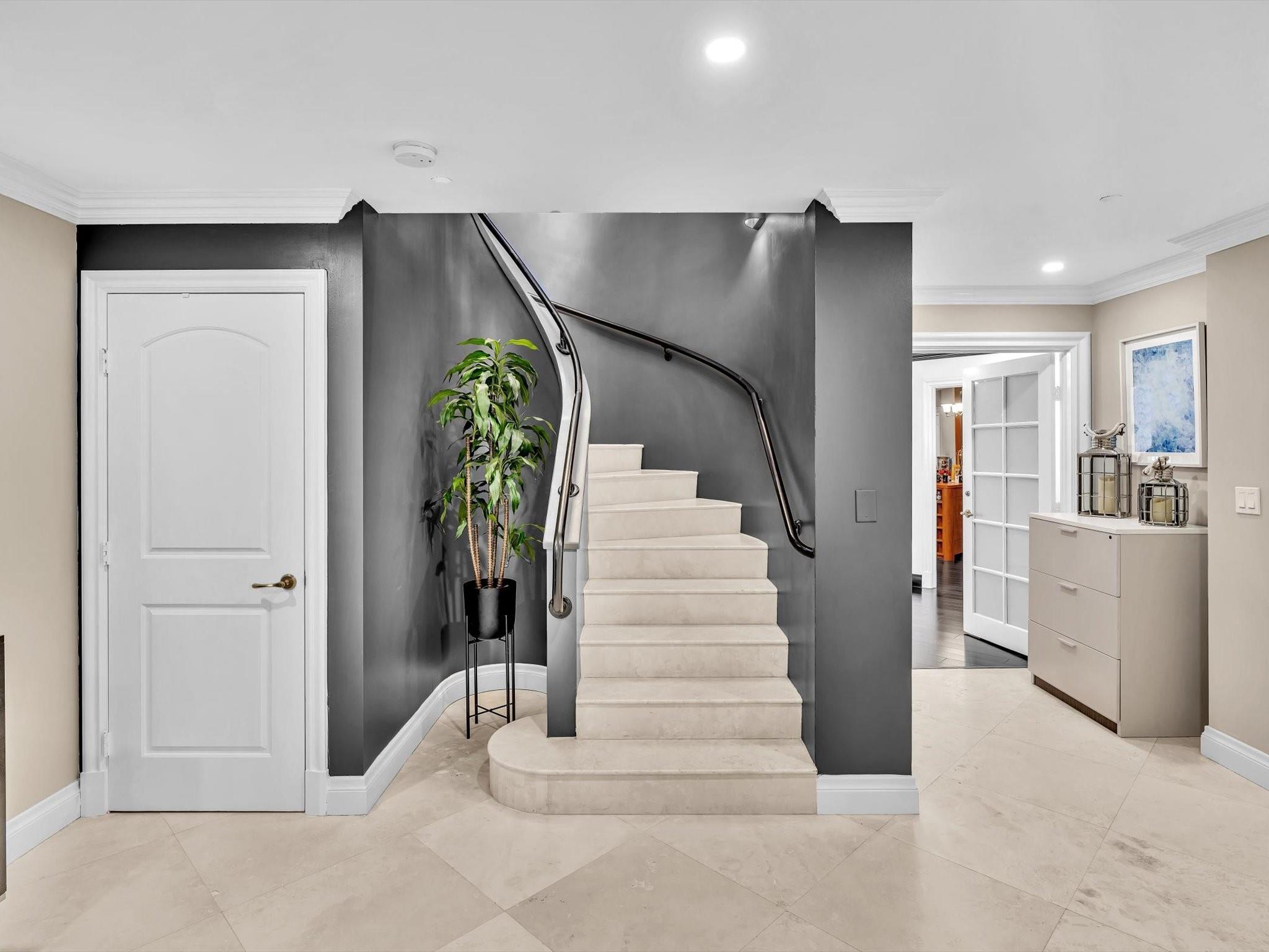 7000 ISL BLVD WILLIAMS IS - Residential