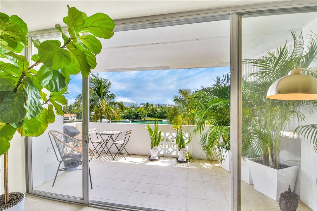 Mediterranean Condo - Residential