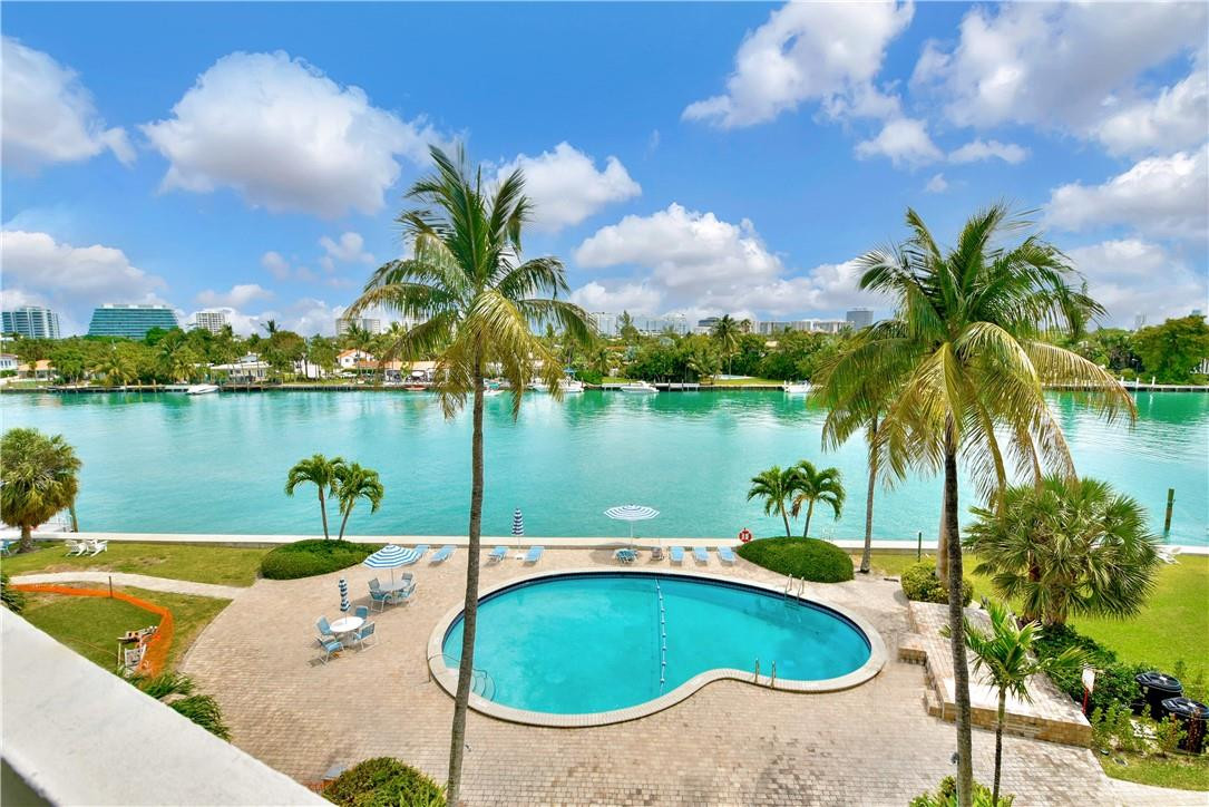 Mediterranean Condo - Residential