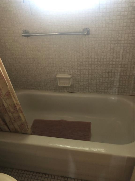 FAIRWAYS OF TAMARAC - Residential