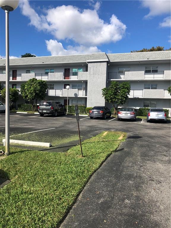 FAIRWAYS OF TAMARAC - Residential