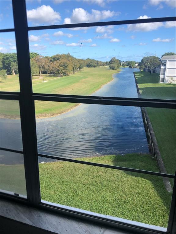 FAIRWAYS OF TAMARAC - Residential