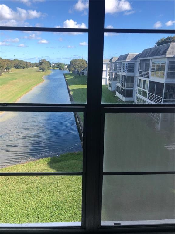 FAIRWAYS OF TAMARAC - Residential