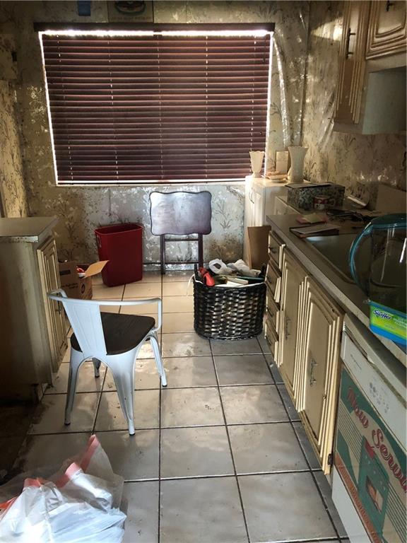 FAIRWAYS OF TAMARAC - Residential