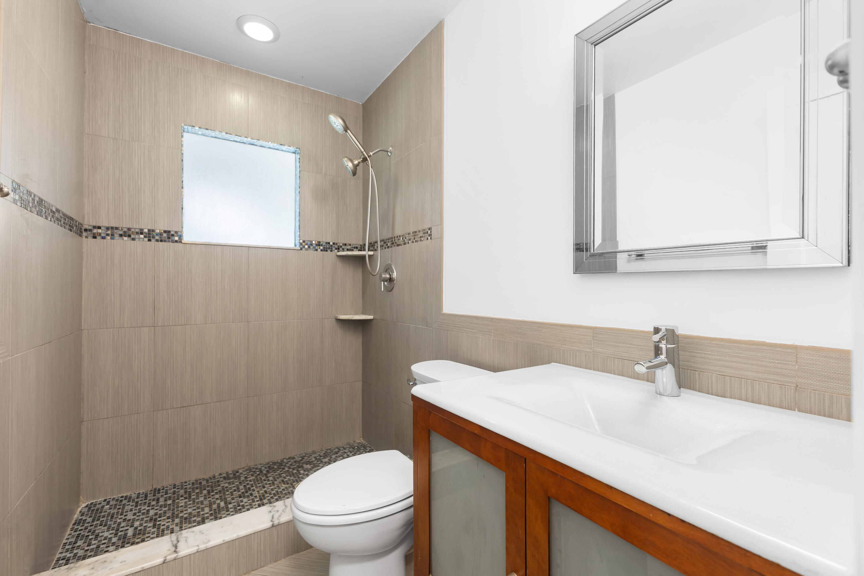 JUPITER IN THE PINES - Residential Lease