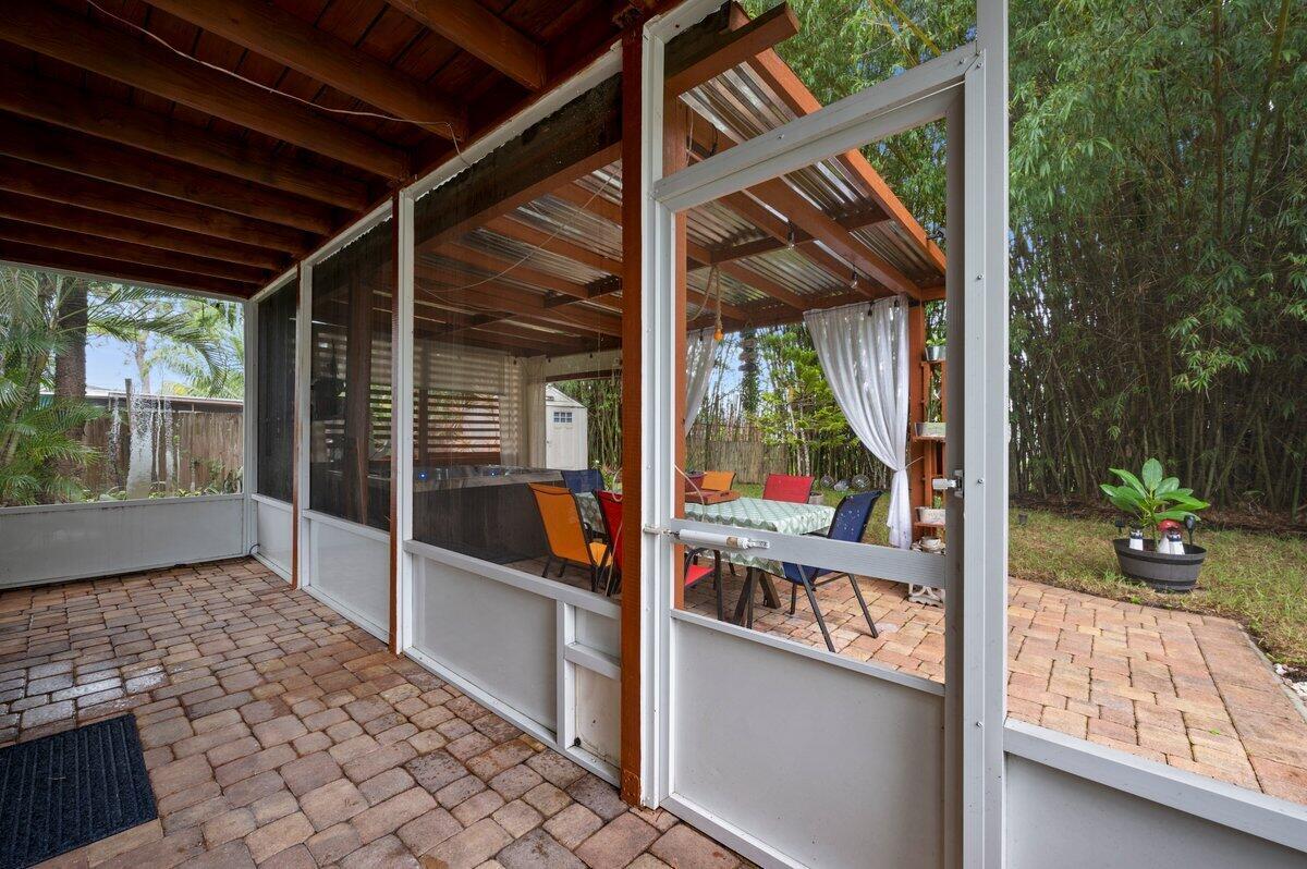 PORT ST LUCIE SECTION 13 - Residential Lease