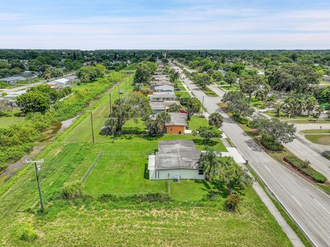 A home in Port St Lucie