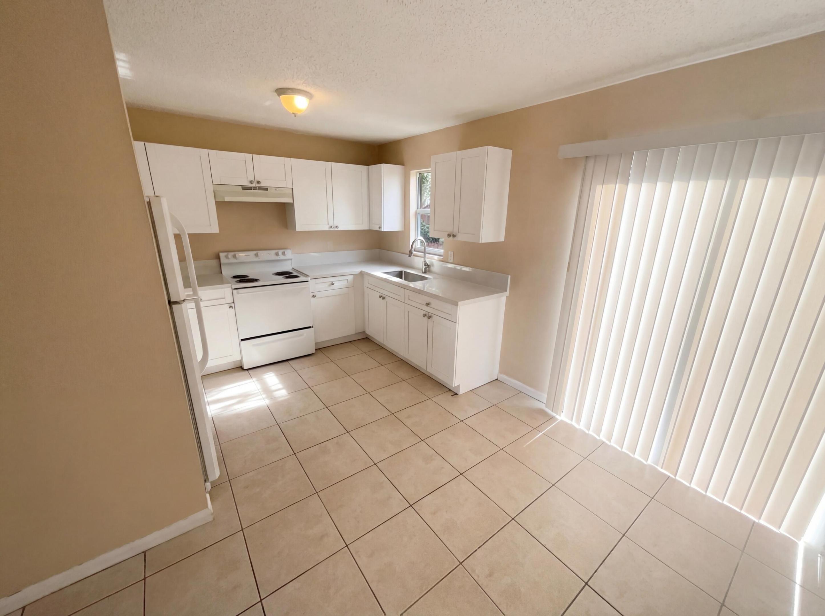 PORT ST LUCIE SECTION 2 - Residential