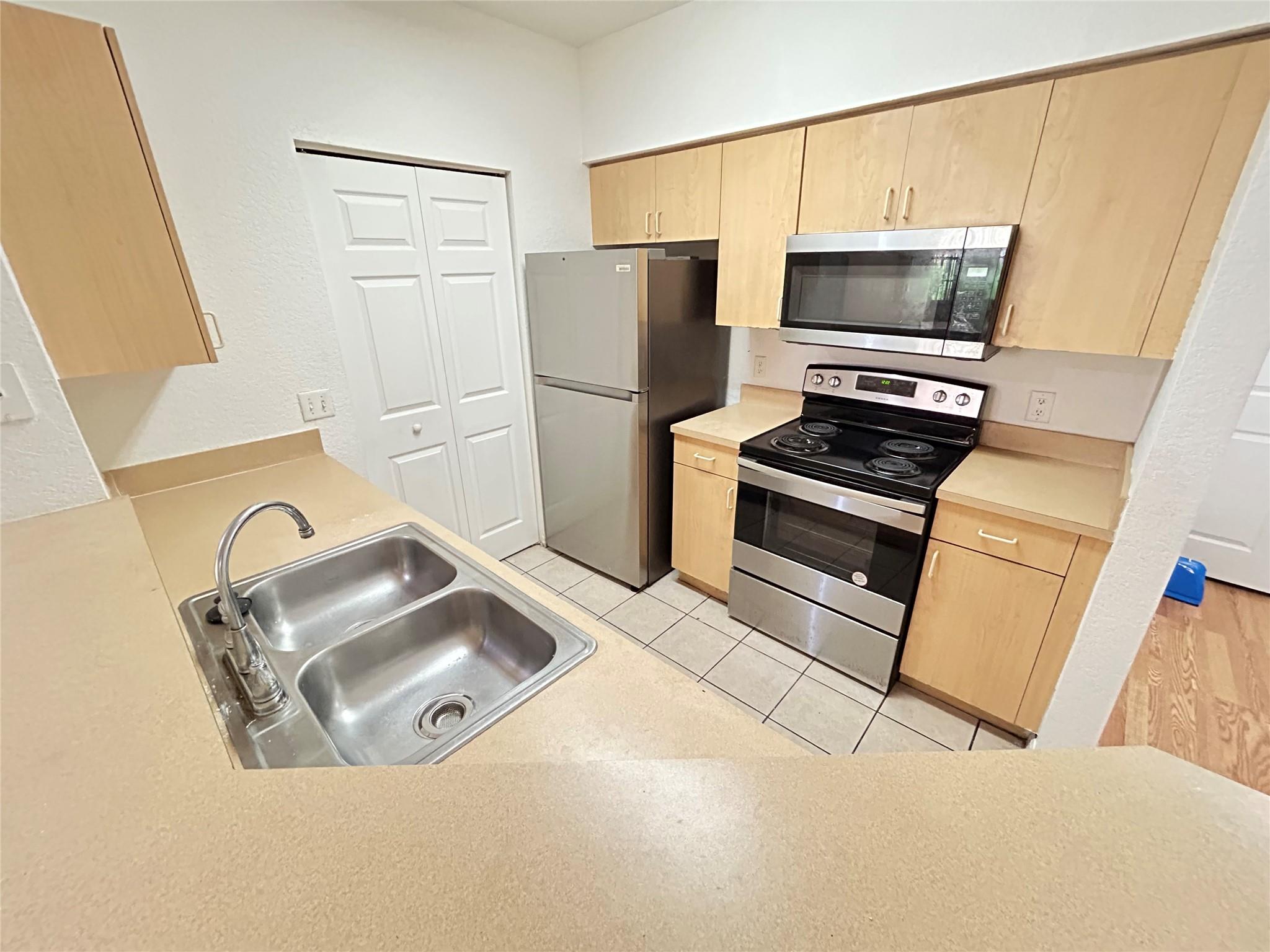 Belmont At North Lauderdale - Residential Lease