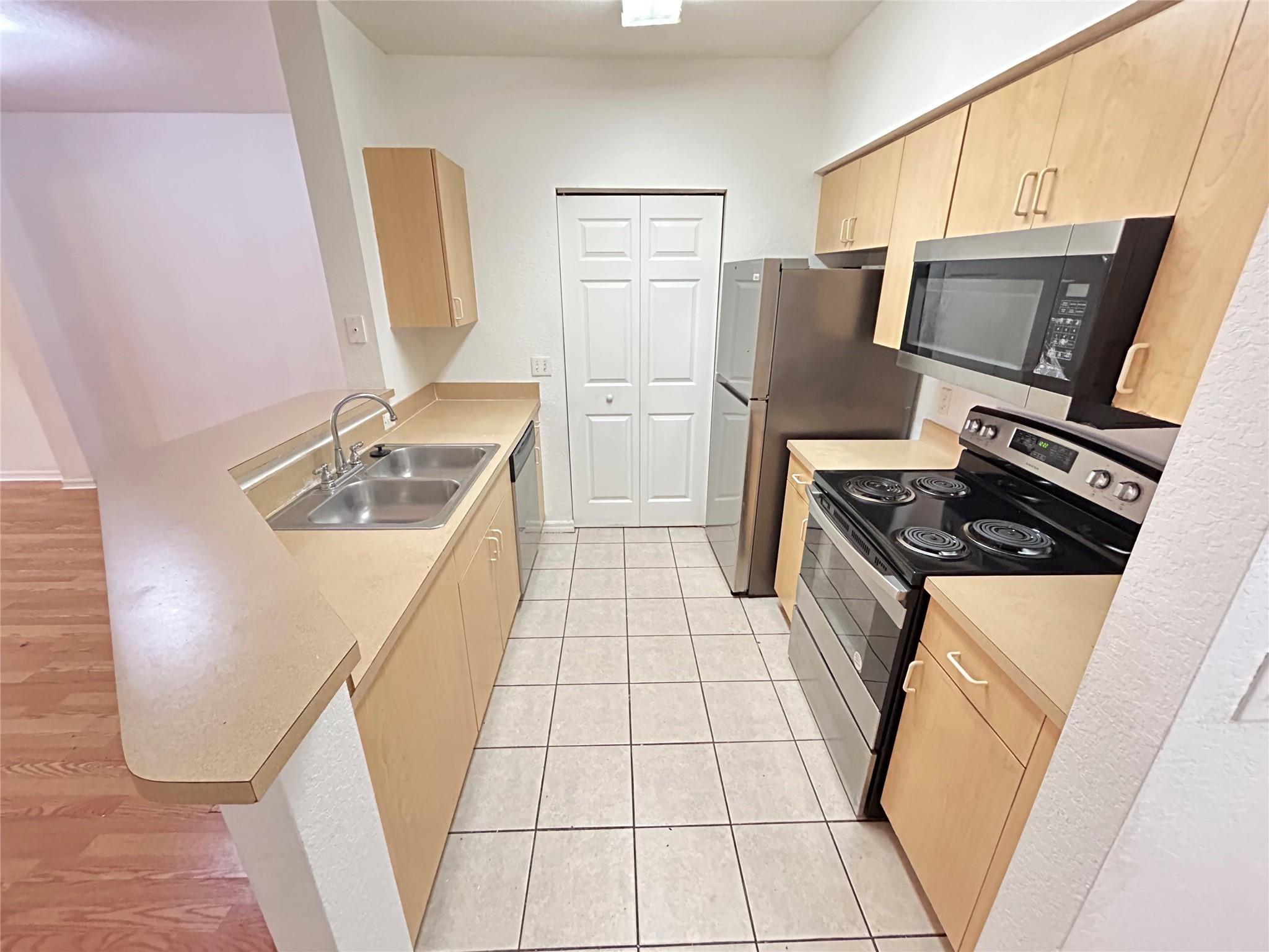 Belmont At North Lauderdale - Residential Lease