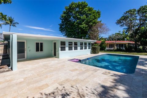 1104 SE 7th Street Deerfield Beach FL 33441