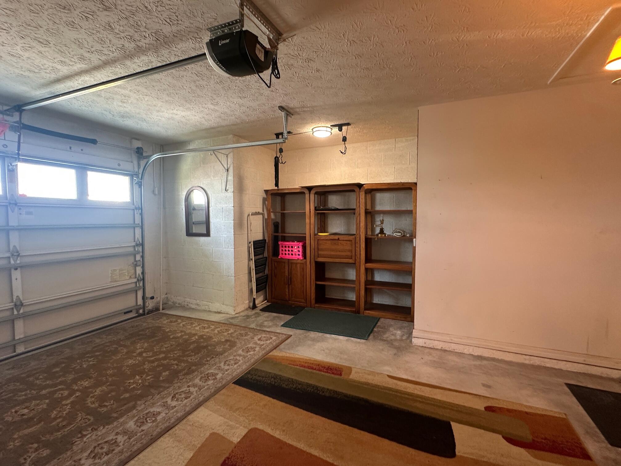 SPANISH LAKES FAIRWAYS NE PHASE - Residential