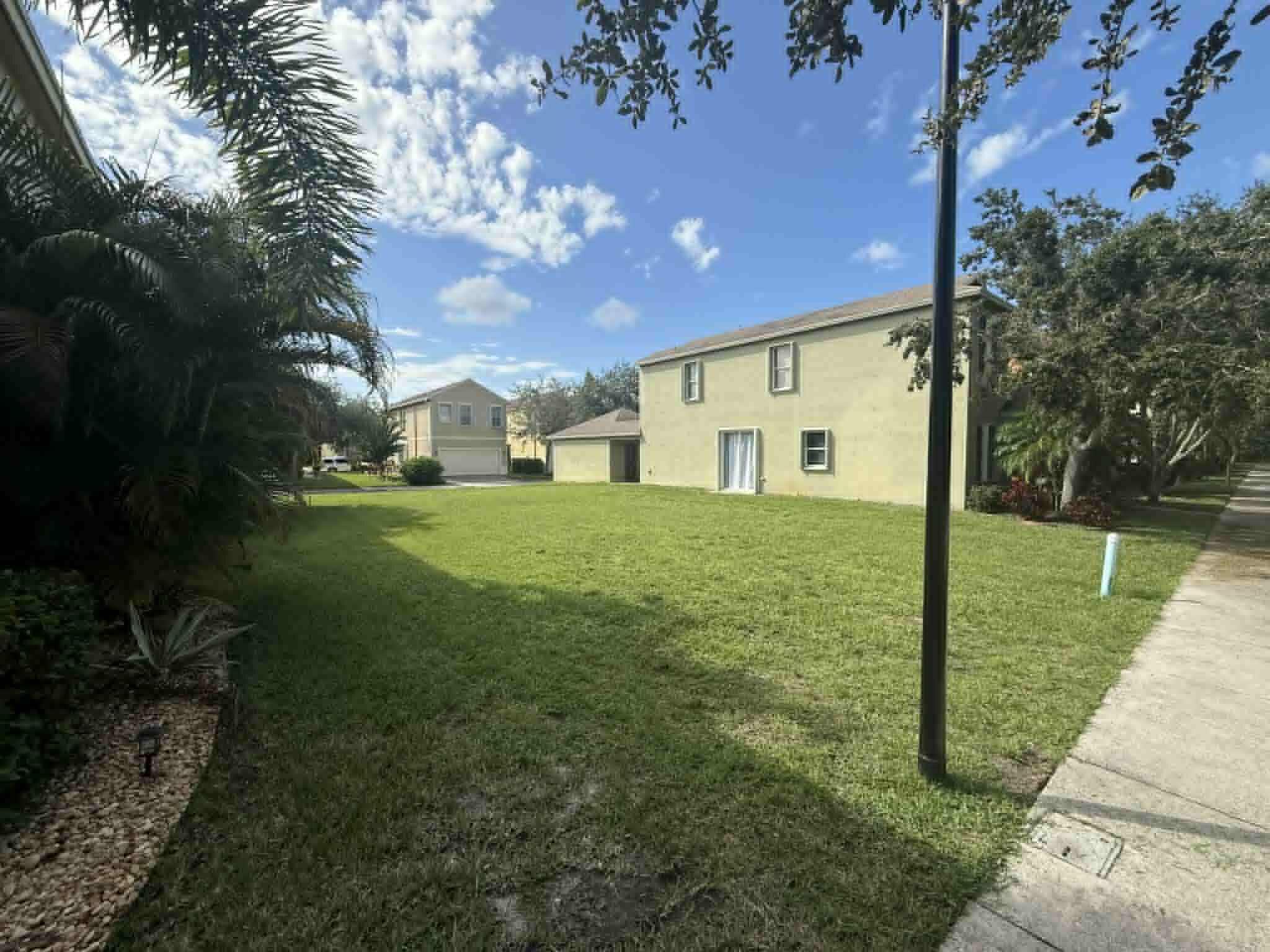 EAST LAKE VILLAGE NO 3 - Land