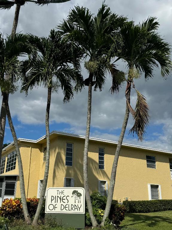 1141 Violet Terrace 202