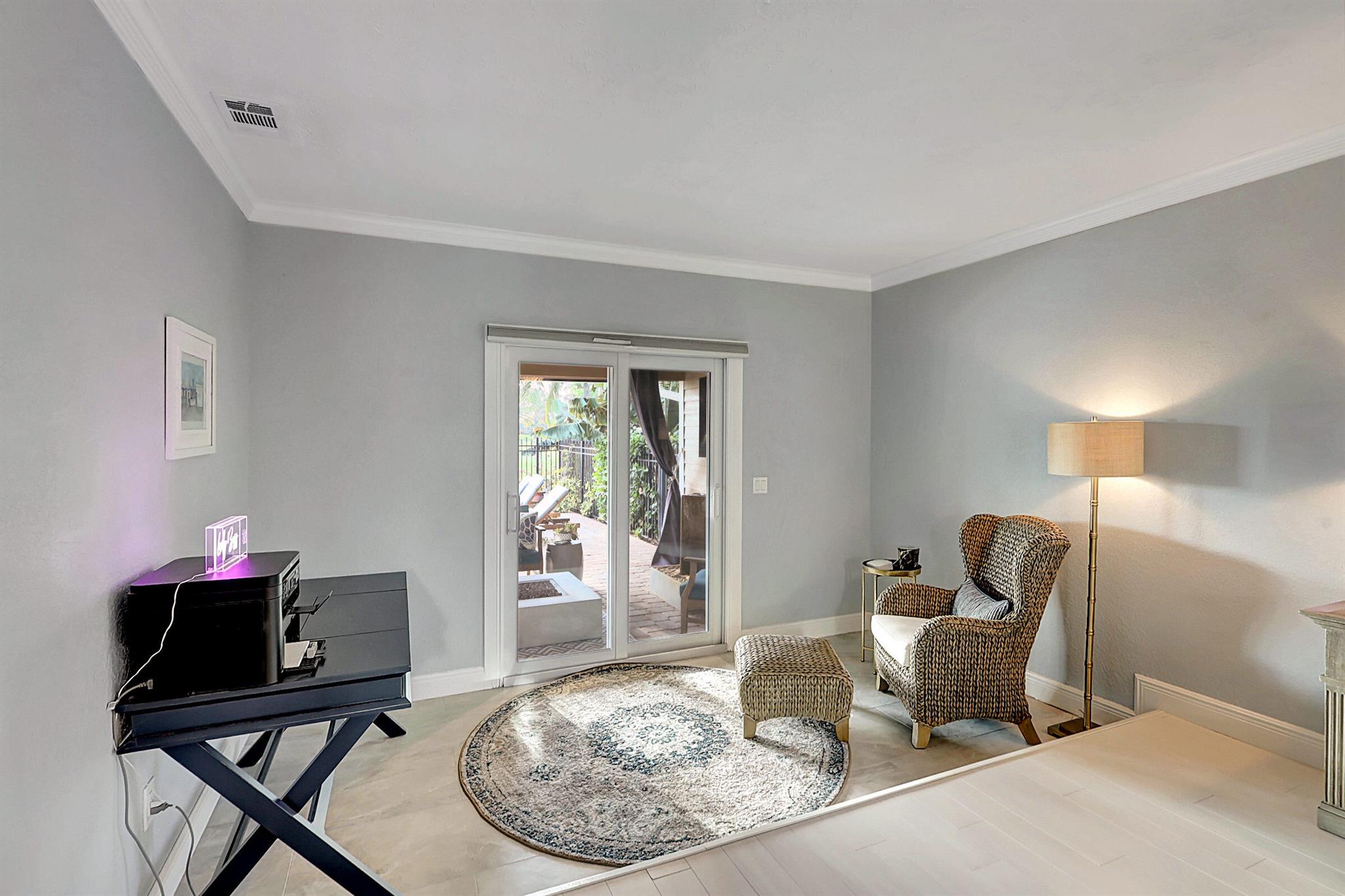 YACHT & COUNTRY CLUB OF S - Residential Lease