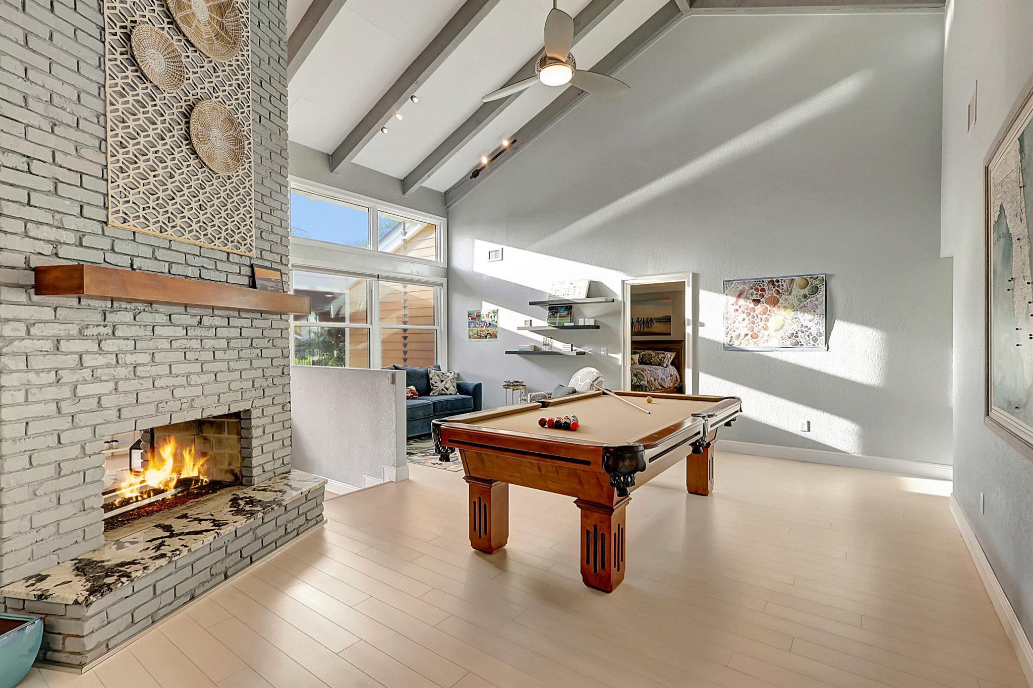 YACHT & COUNTRY CLUB OF S - Residential Lease