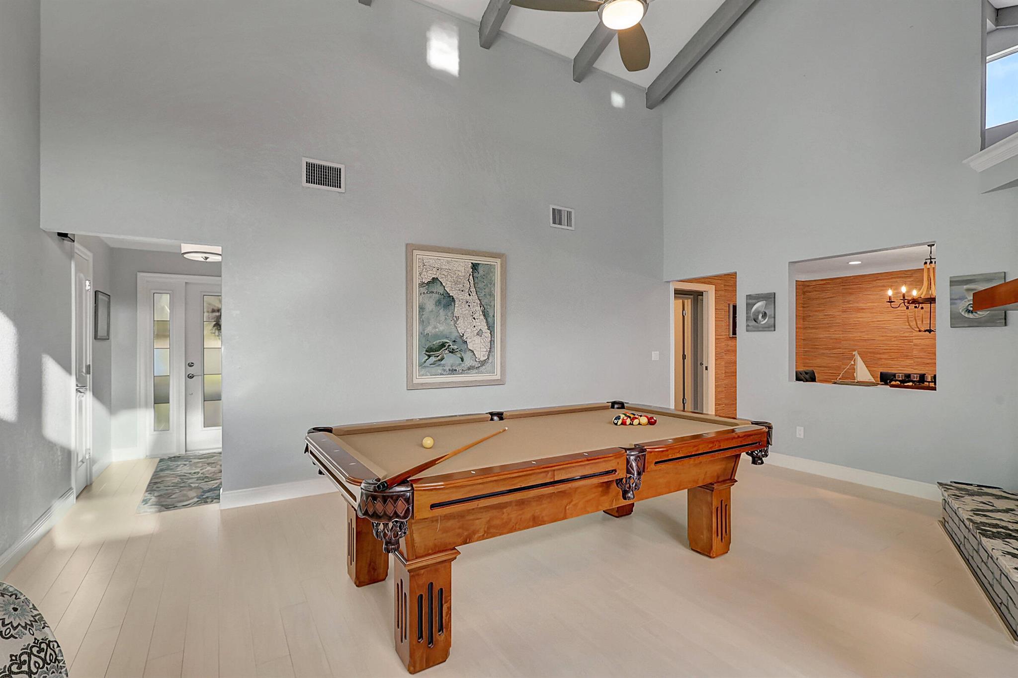 YACHT & COUNTRY CLUB OF S - Residential Lease