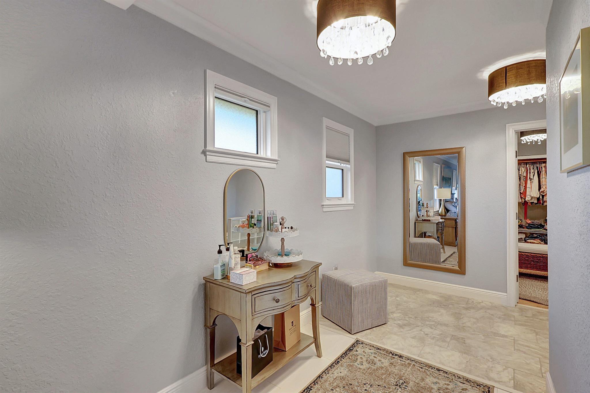 YACHT & COUNTRY CLUB OF S - Residential Lease