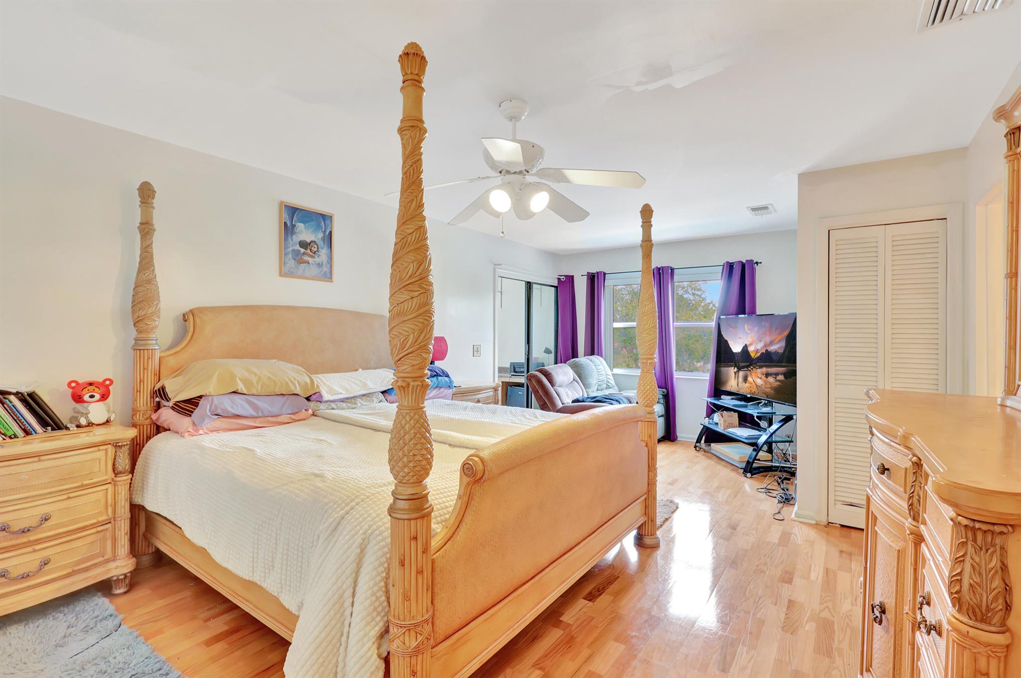 WOODED ACRES - Residential