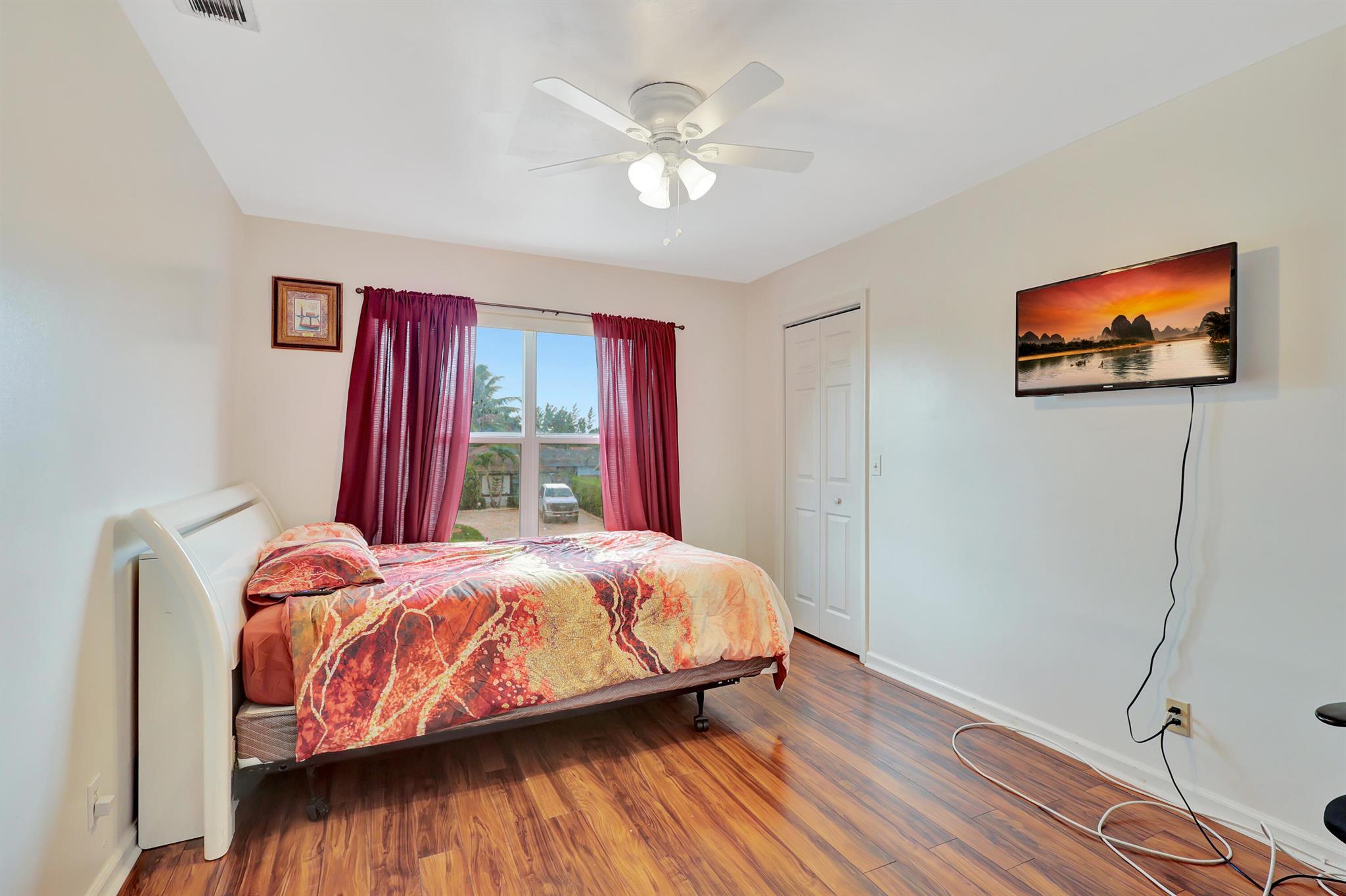 WOODED ACRES - Residential