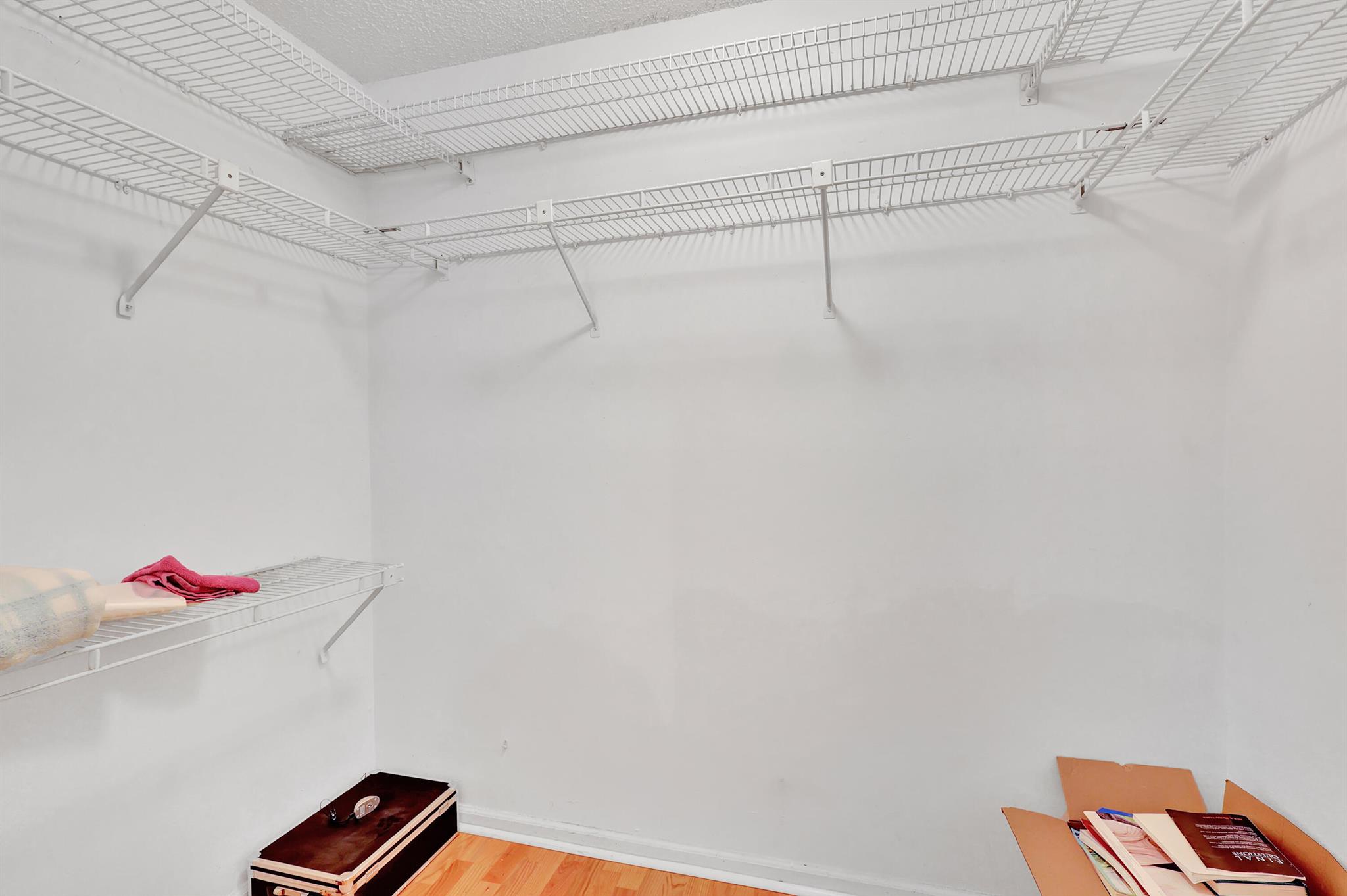 WOODED ACRES - Residential