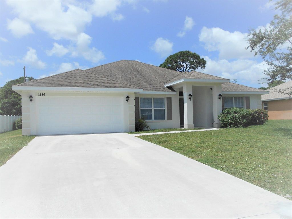 Photo of 1286 SW Kalevala Drive, Port St Lucie, FL 34953 (MLS # R10915185)