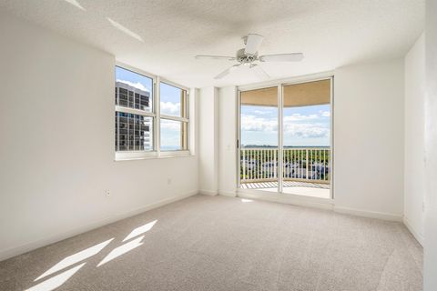 A home in Hutchinson Island