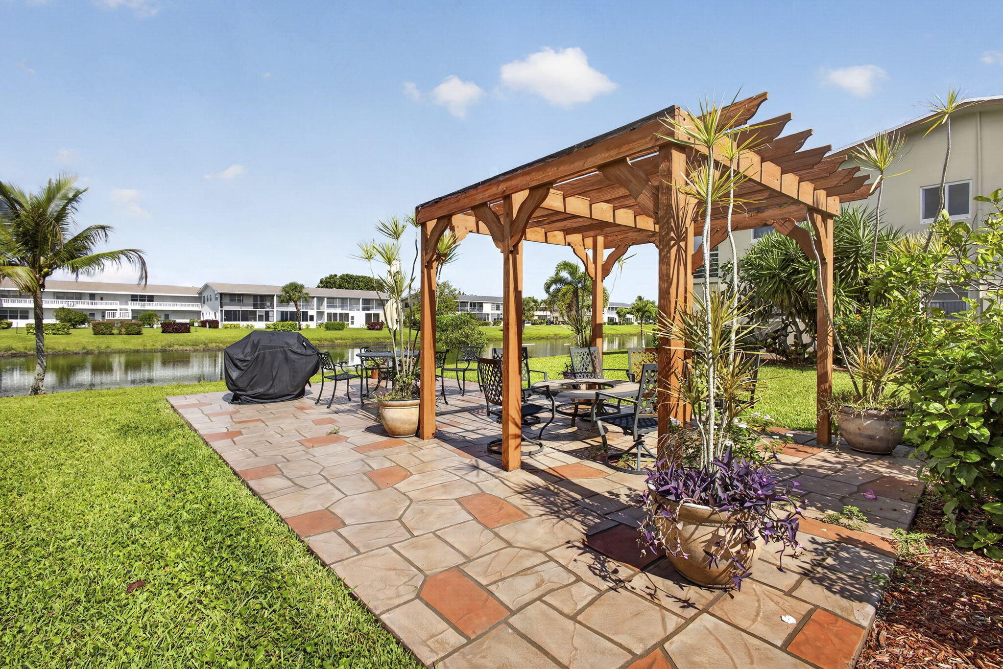 BEDFORD CONDO - Residential