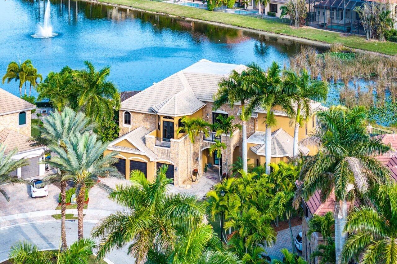 VERSAILLES - Residential