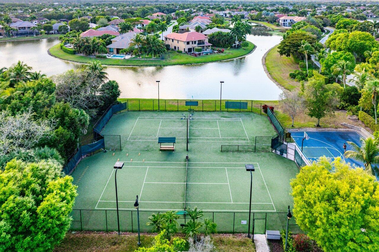VERSAILLES - Residential