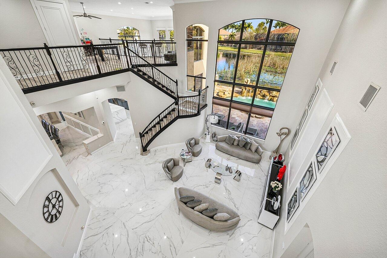 VERSAILLES - Residential