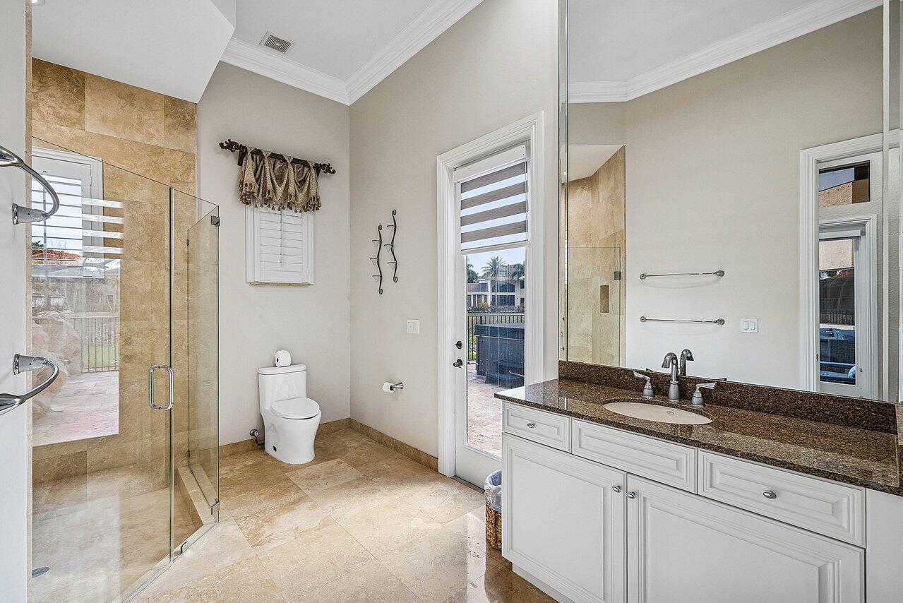 VERSAILLES - Residential