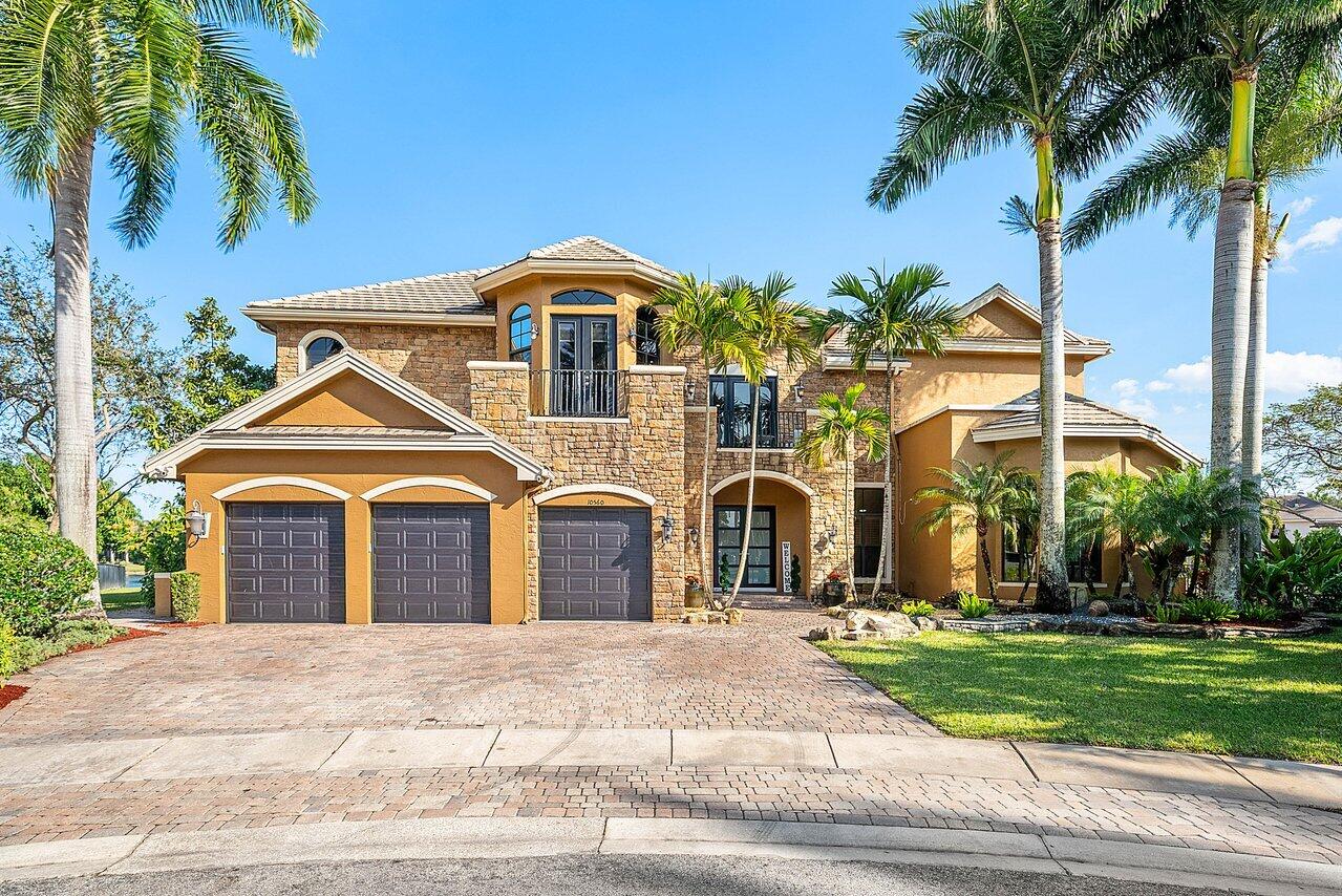 VERSAILLES - Residential