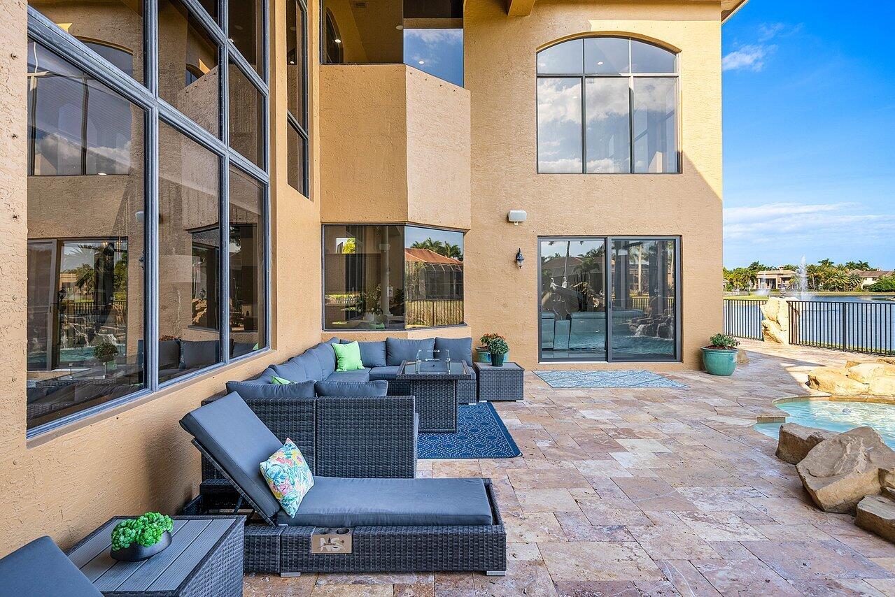 VERSAILLES - Residential