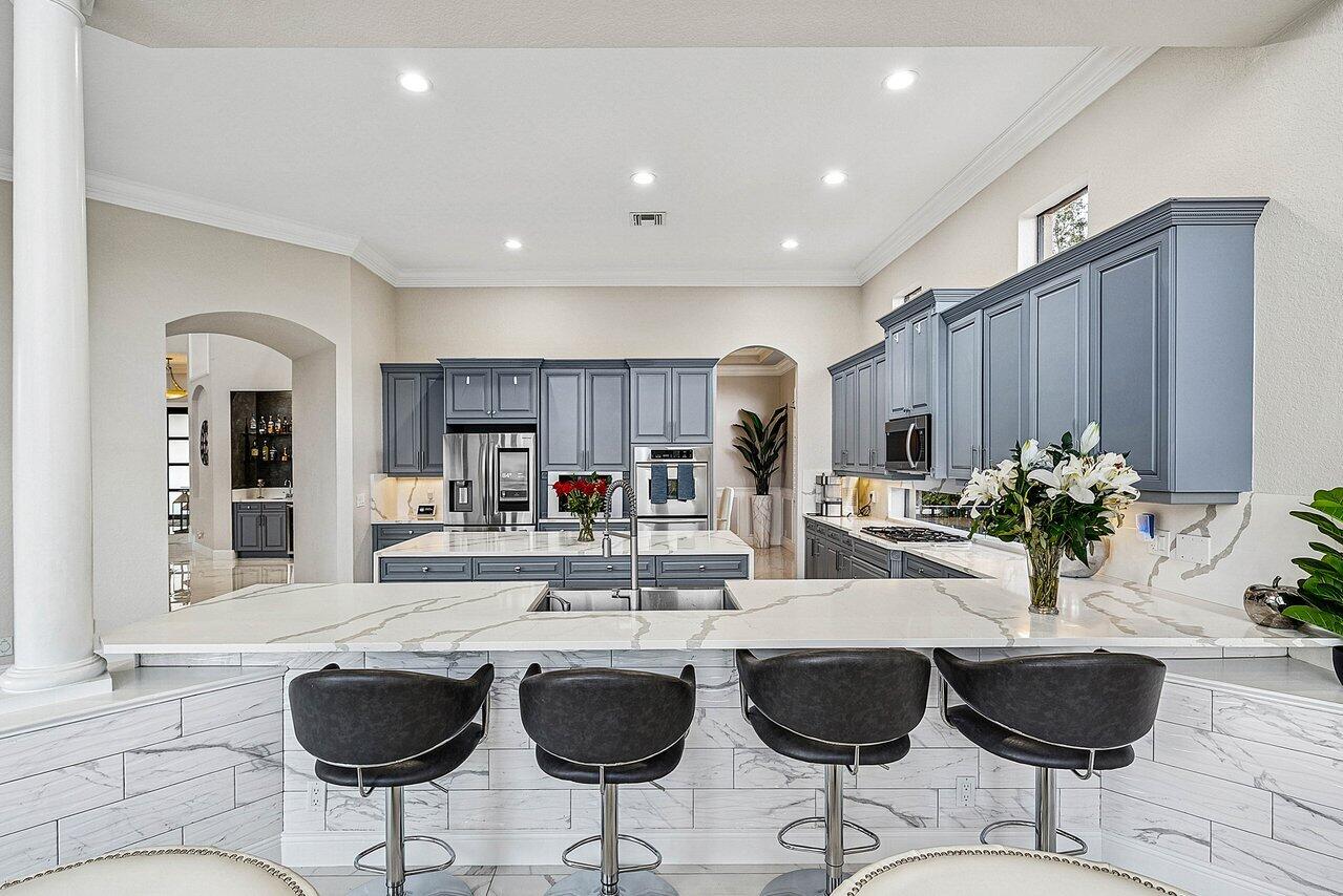 VERSAILLES - Residential