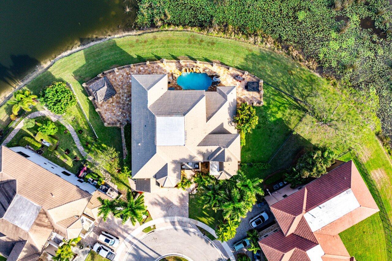 VERSAILLES - Residential