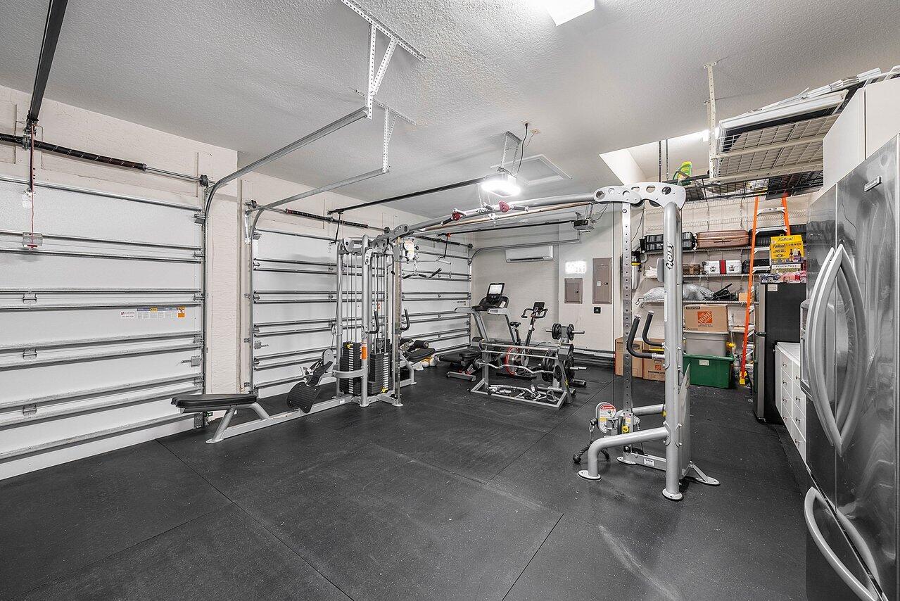 VERSAILLES - Residential