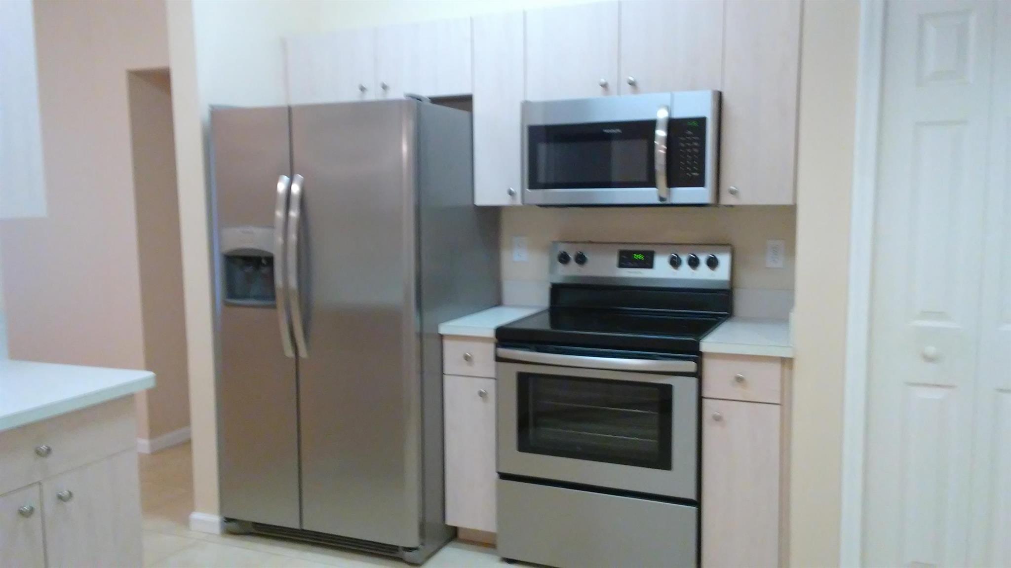 PORT ST LUCIE SECTION 9 - Residential Lease