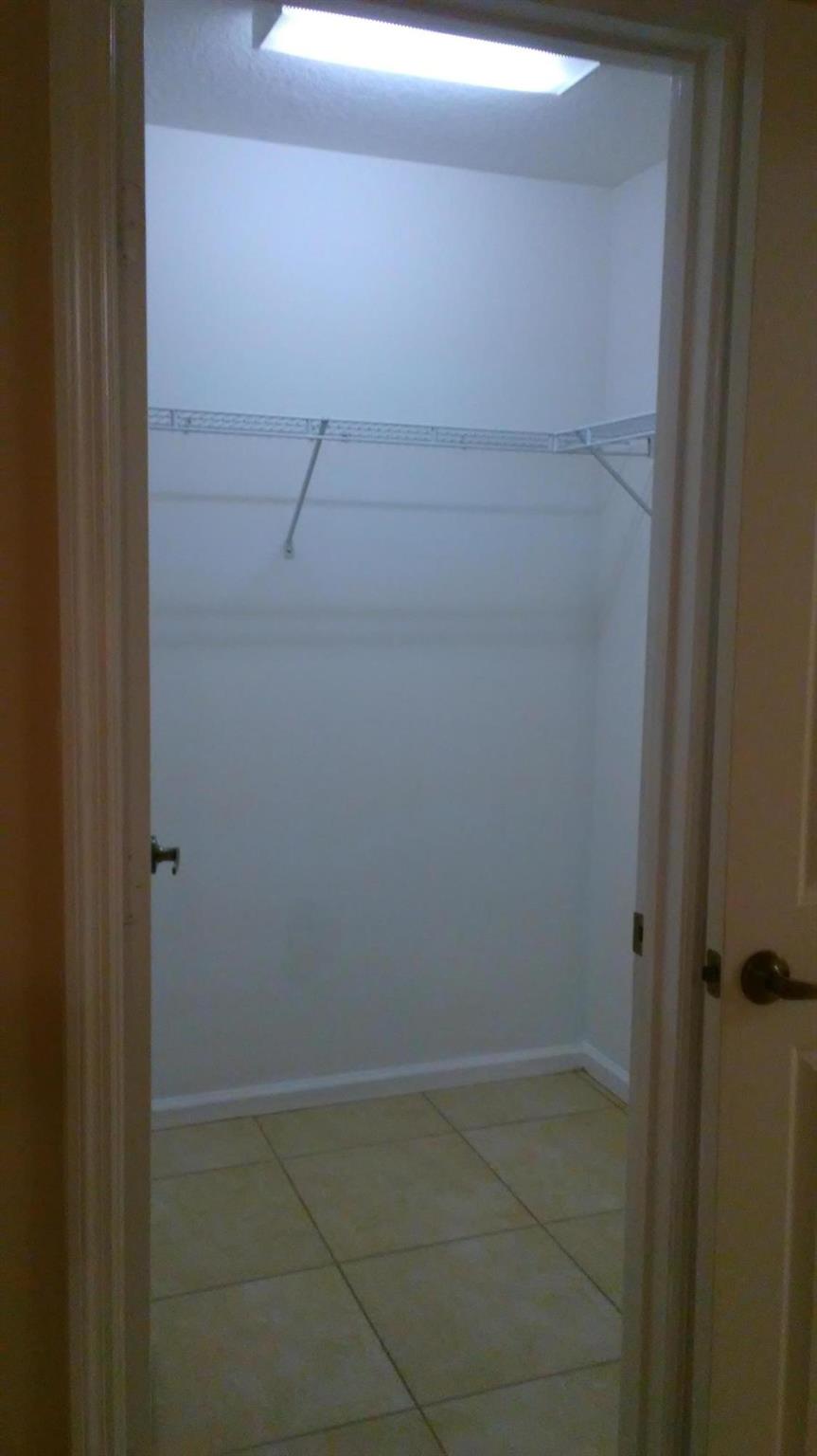 PORT ST LUCIE SECTION 9 - Residential Lease