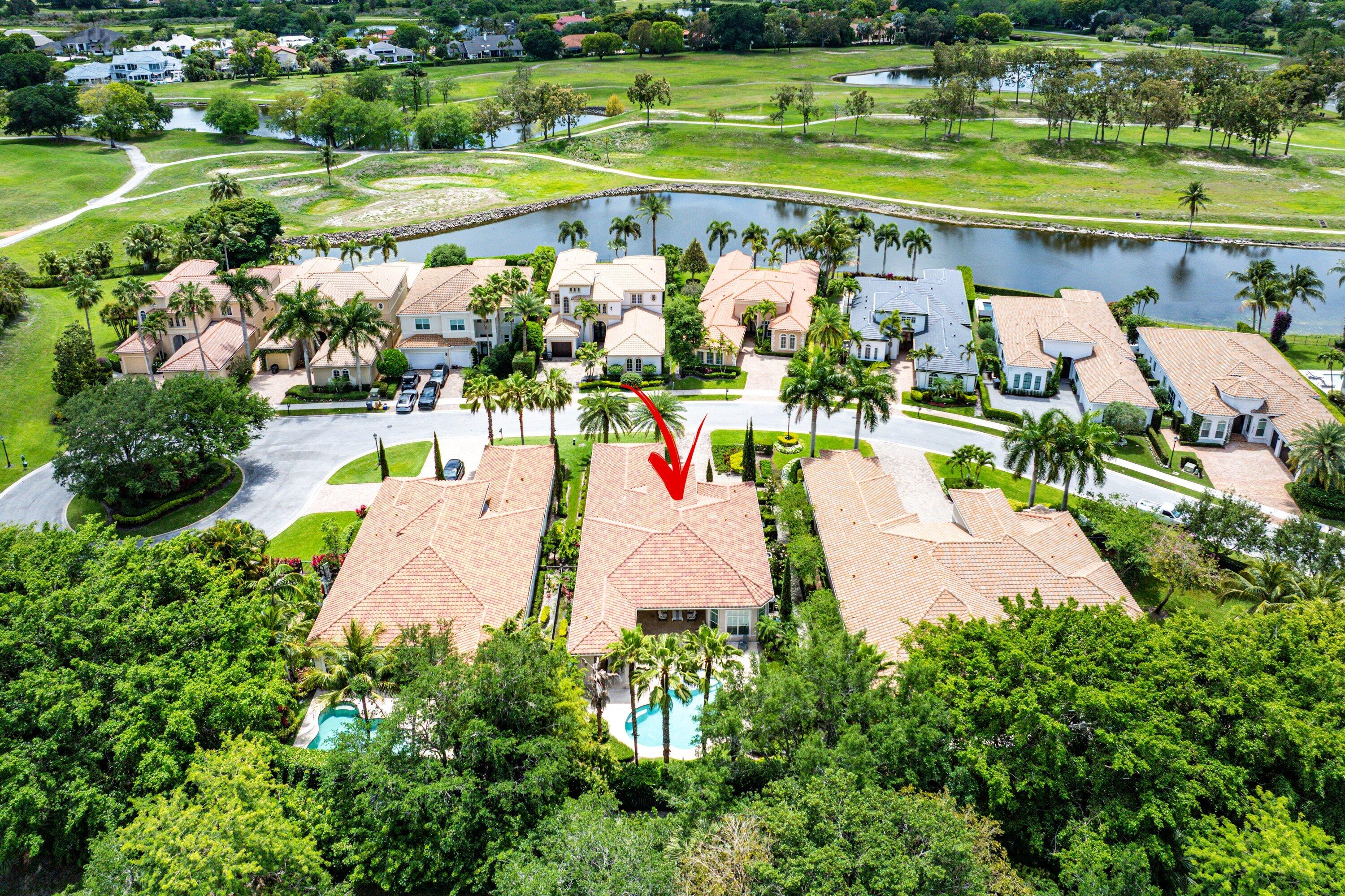 HUNTERS CHASE OF PALM BEACH POLO & COUNT - Residential