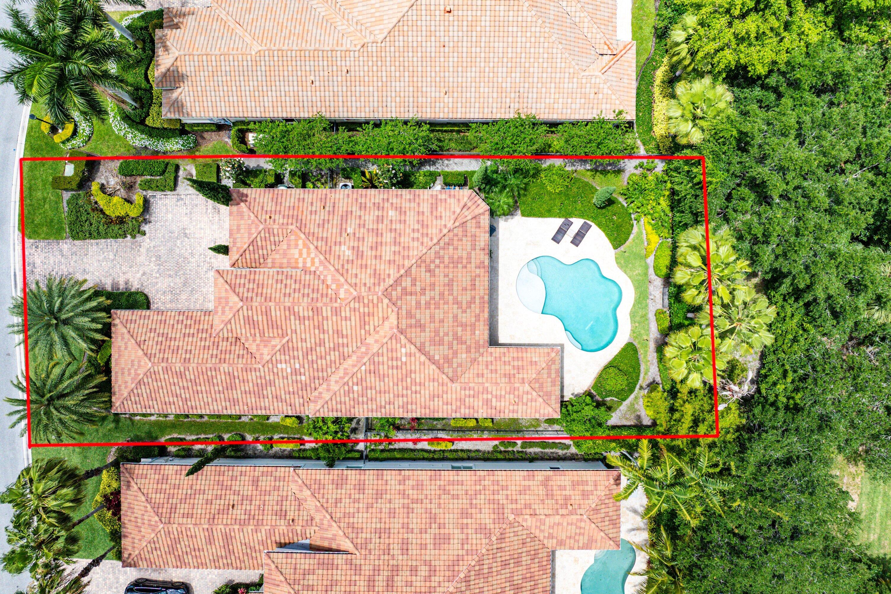 HUNTERS CHASE OF PALM BEACH POLO & COUNT - Residential