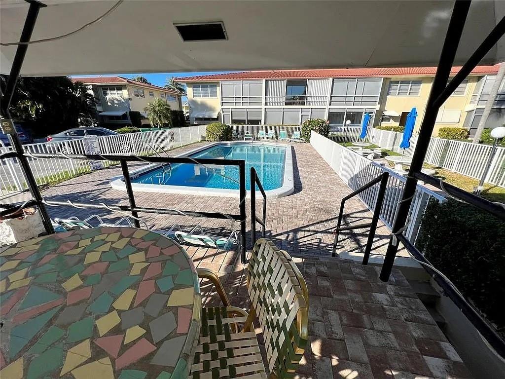 LIGHTHOUSE TERRACE - Residential