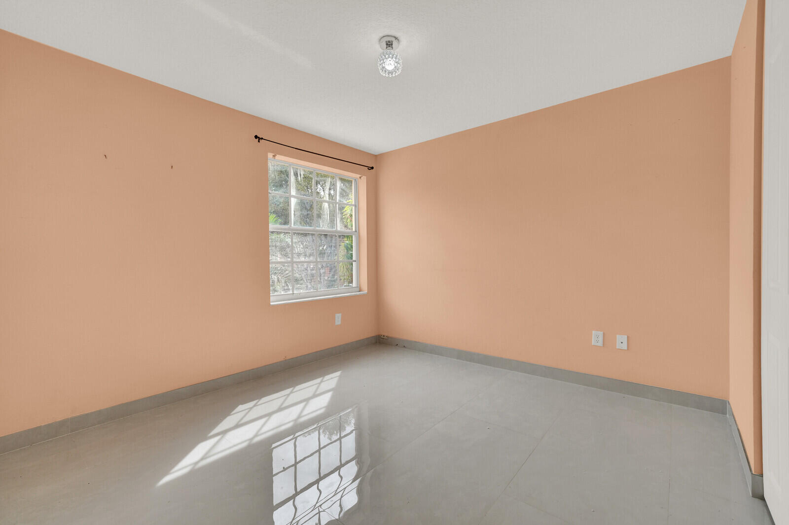 OLYMPIA 1 - Residential