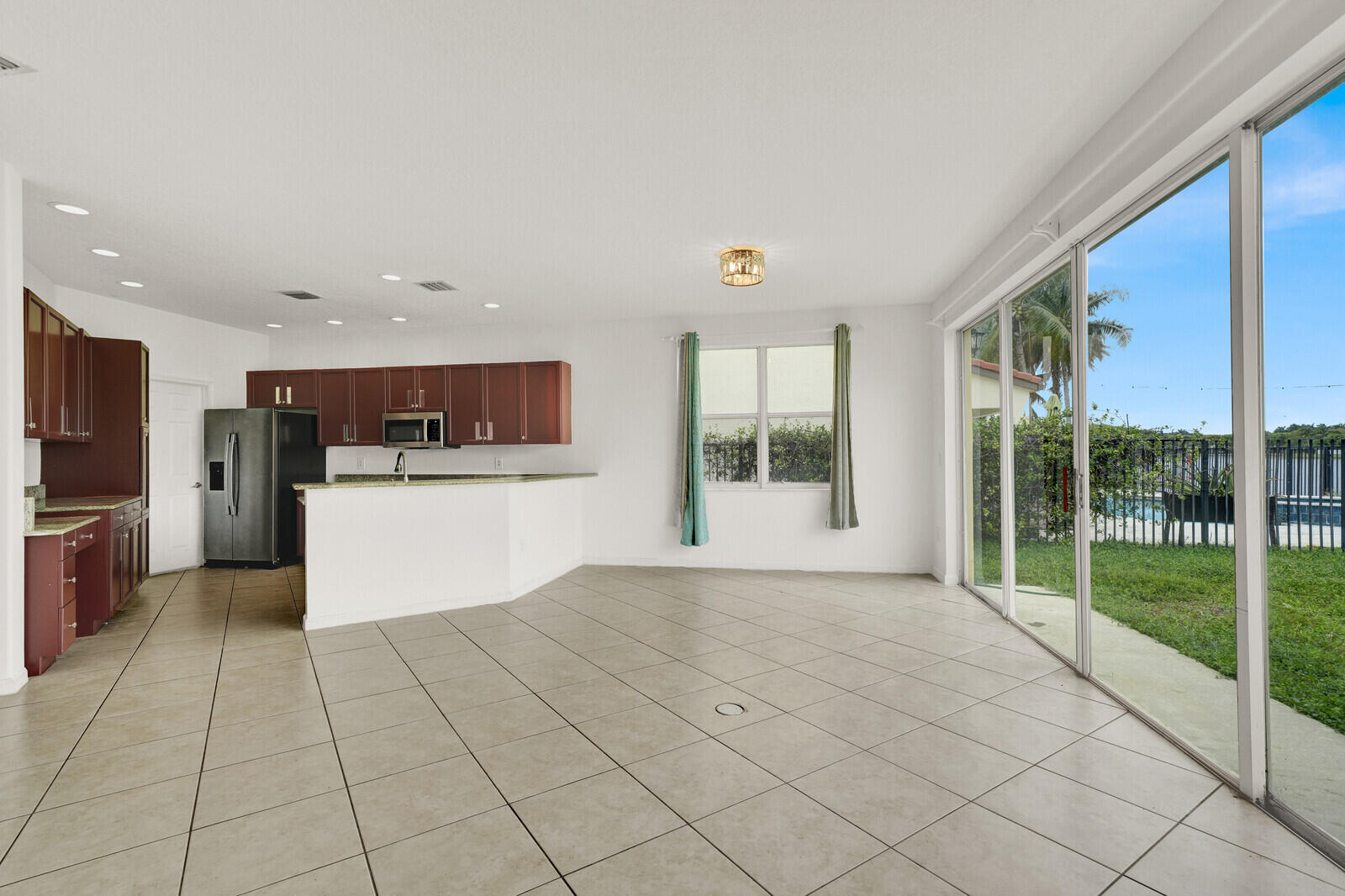 OLYMPIA 1 - Residential