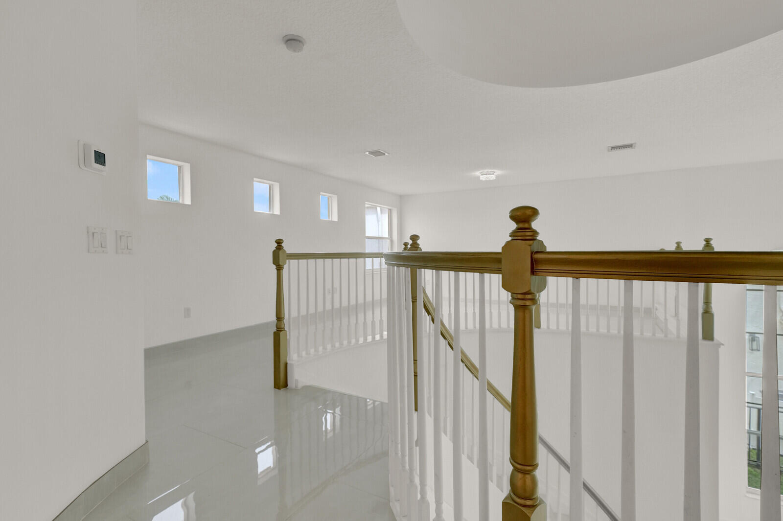 OLYMPIA 1 - Residential