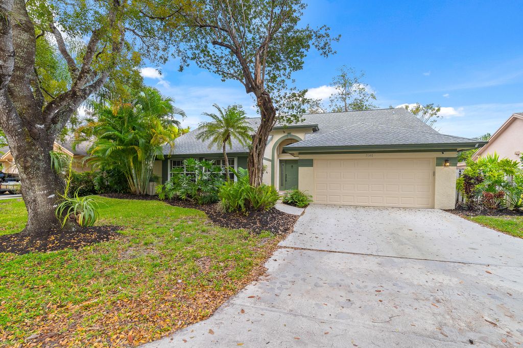 Photo of 7140 NW 44th Lane, Coconut Creek, FL 33073 (MLS # R10971156)